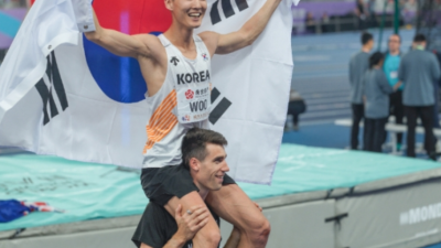 우상혁이 날아올랐다!! 세계실내선수권 우승!!